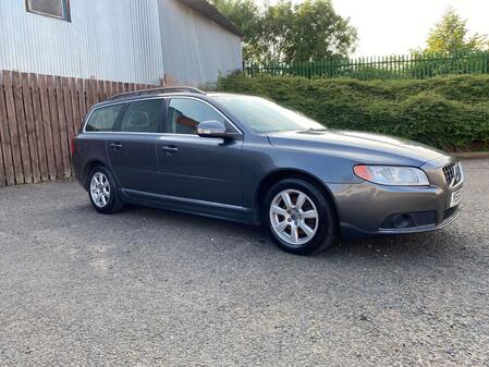 VOLVO V70 1.6 DRIVe SE